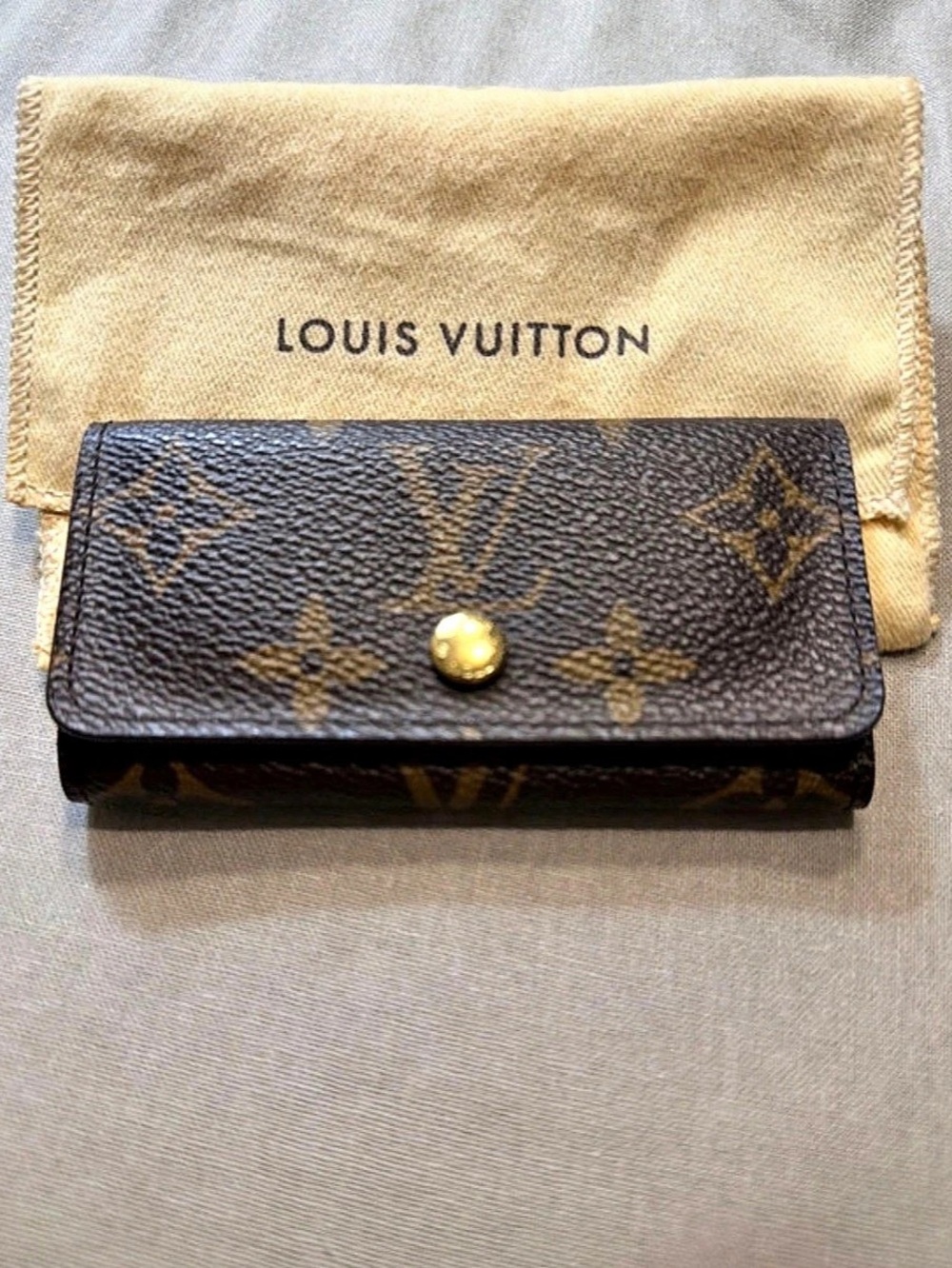 Louis Vuitton Multicles 4 Key Holder Wallet in Monogram Brown
